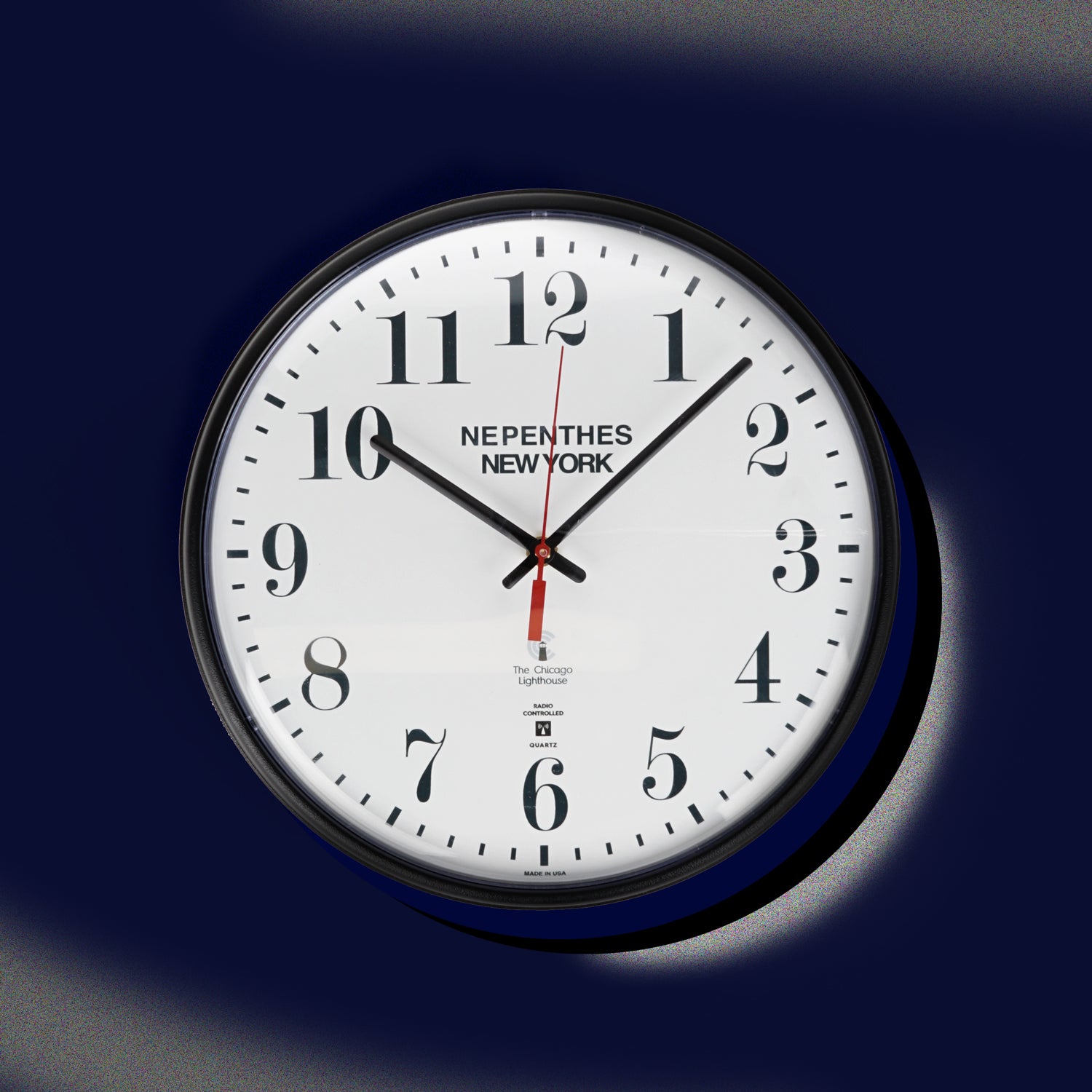 [NOW IN STOCK]   THE CHICAGO LIGHTHOUSE  -  SPECIAL ORDER WALL CLOCK