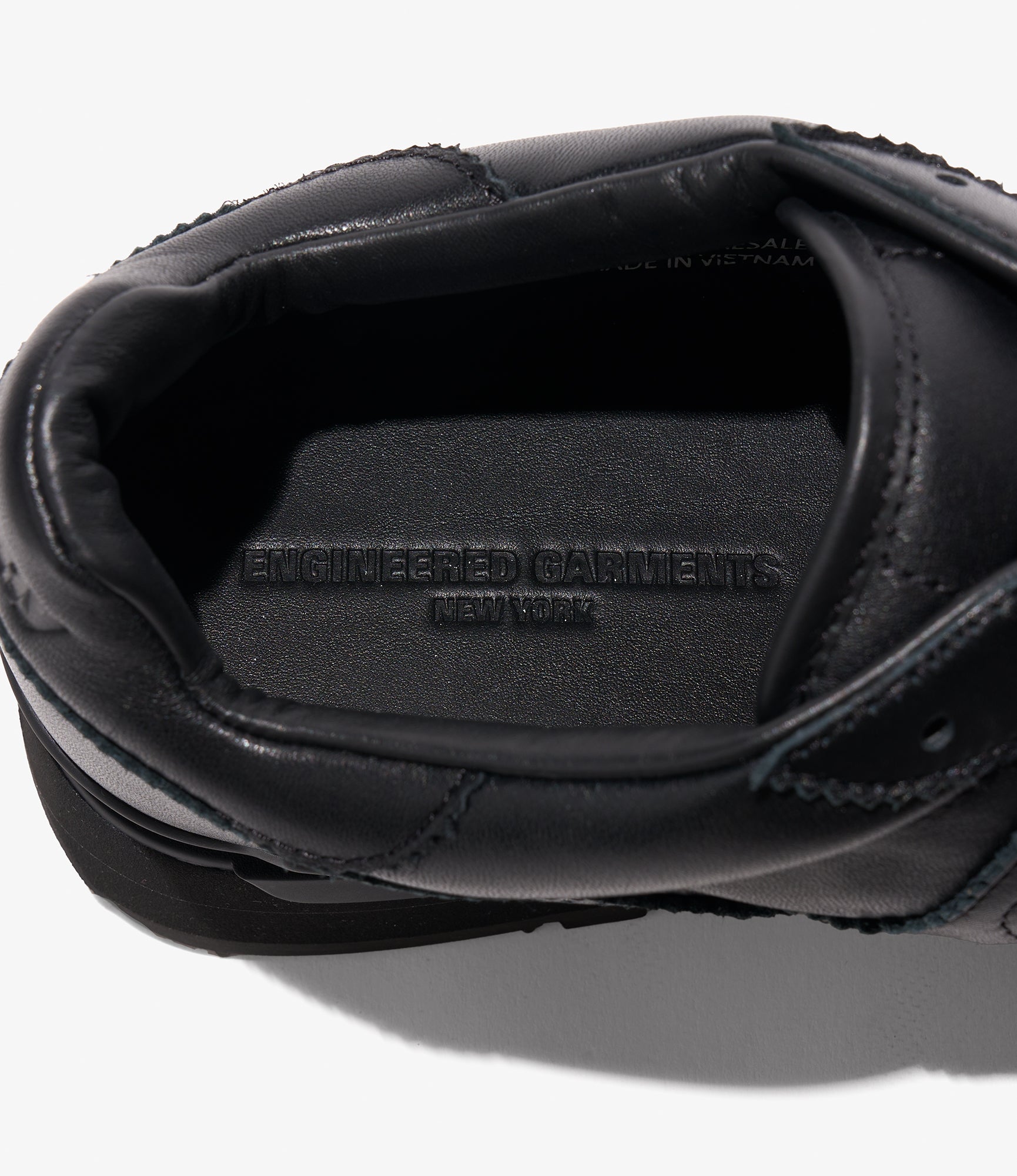 EG x Saucony - Shadow Original Wingtip - Black