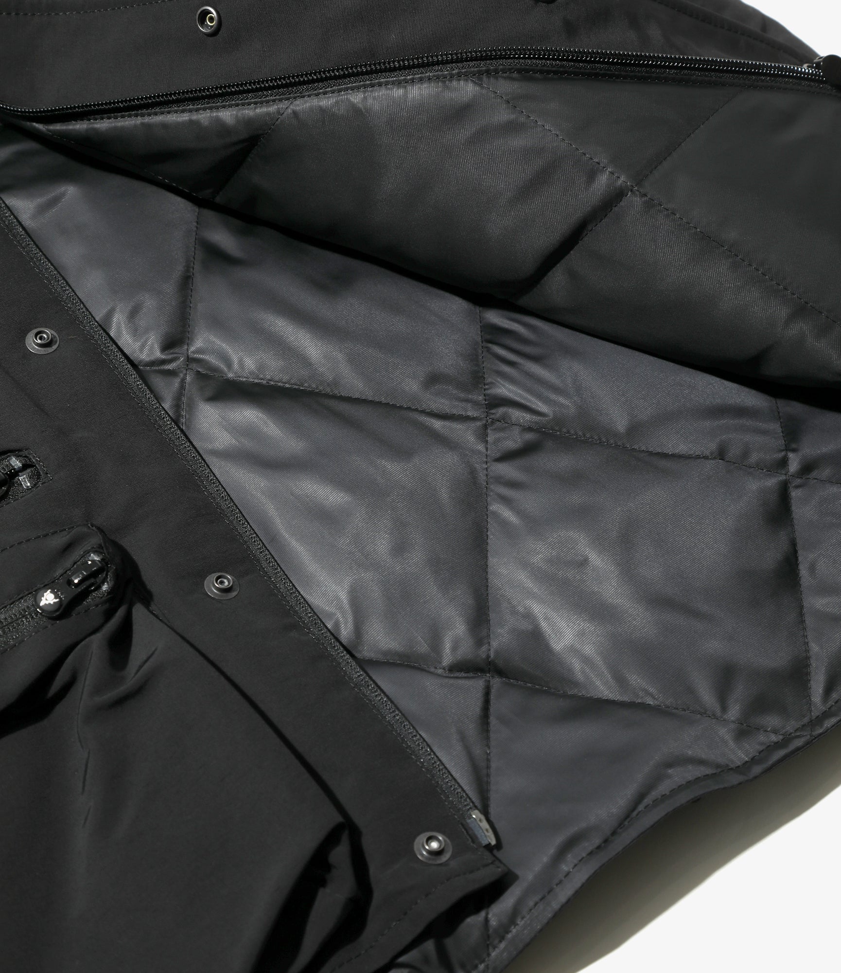 Multi-Pocket Zipped Vest - Black - C/N Grosgrain