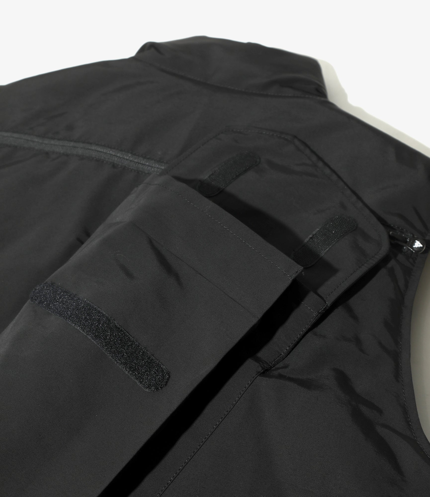 Multi-Pocket Zipped Vest - Black - C/N Grosgrain