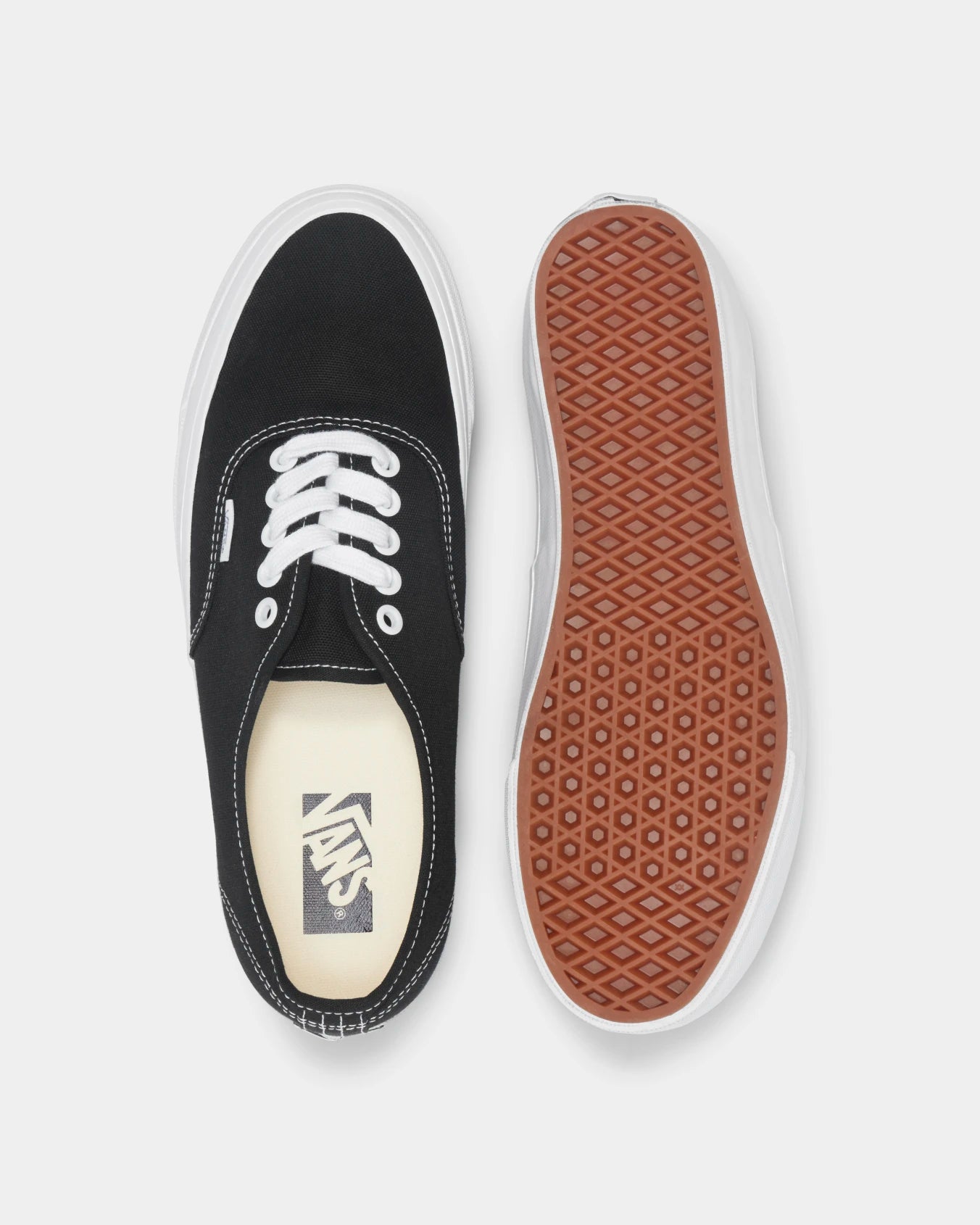 Authentic Reisue 44 LX - Black / White