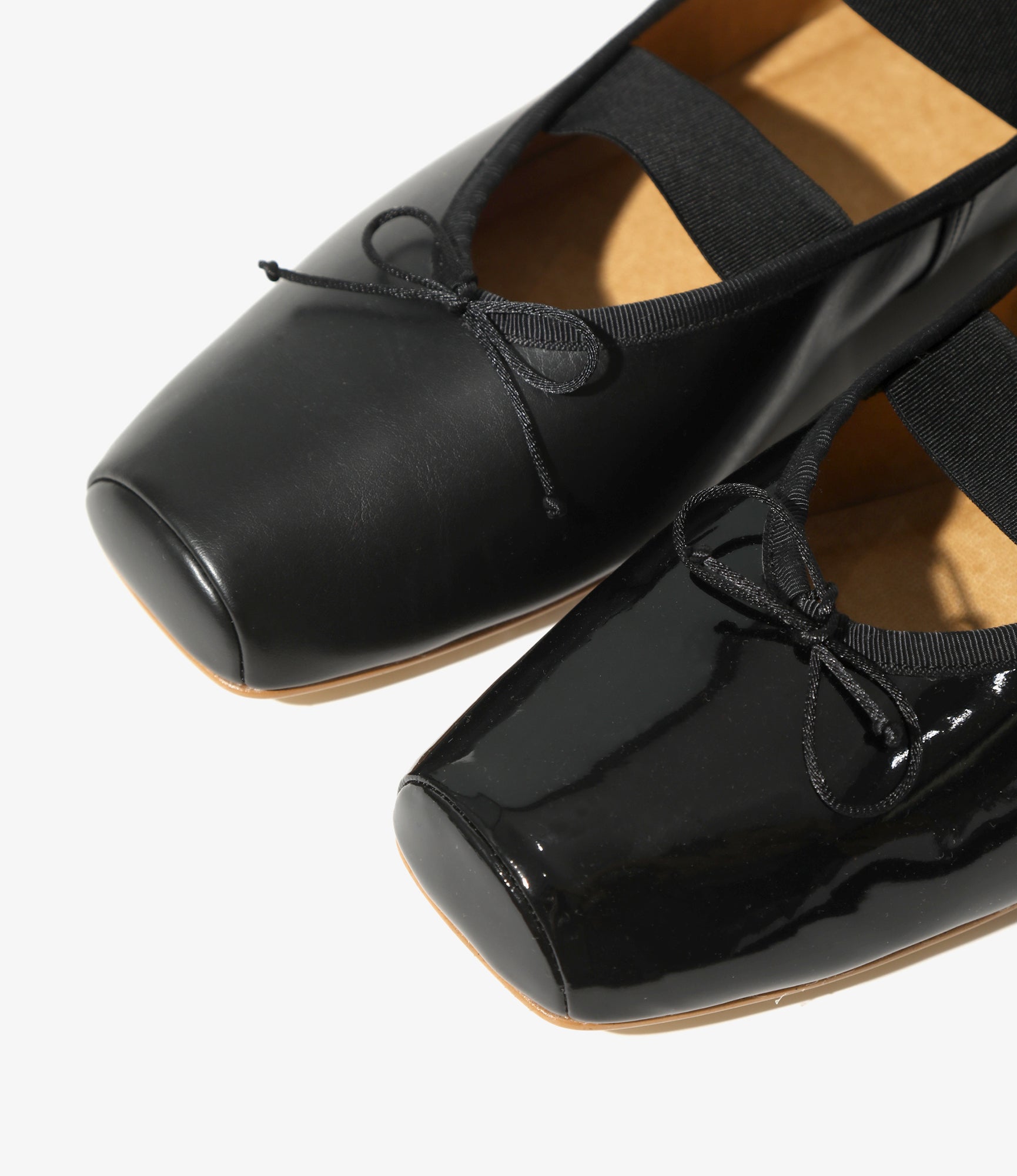 Material Combination Ballet Shoes - Black